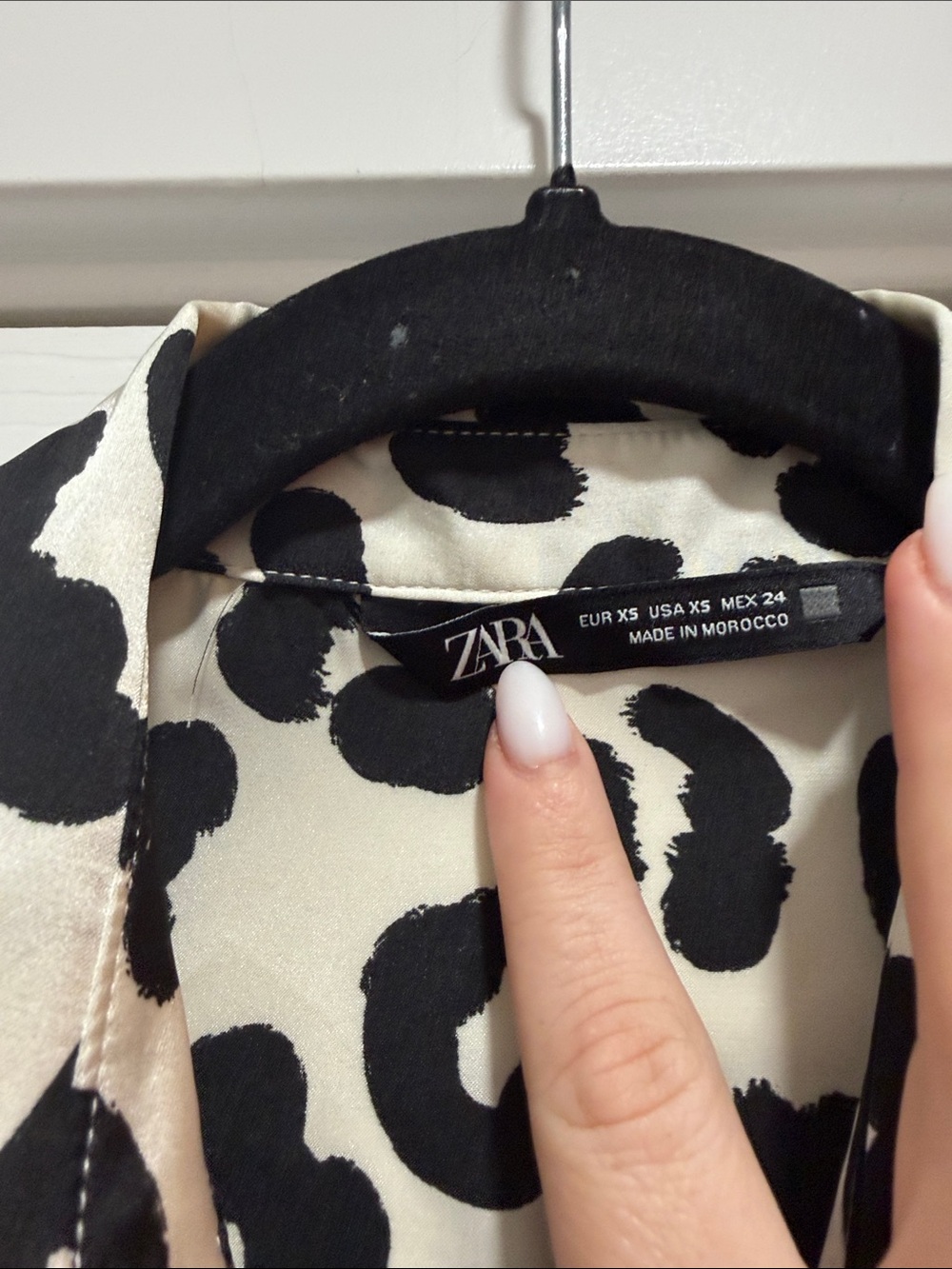 Zara Animal Print Blouse Size XS - Picture 4 of 4